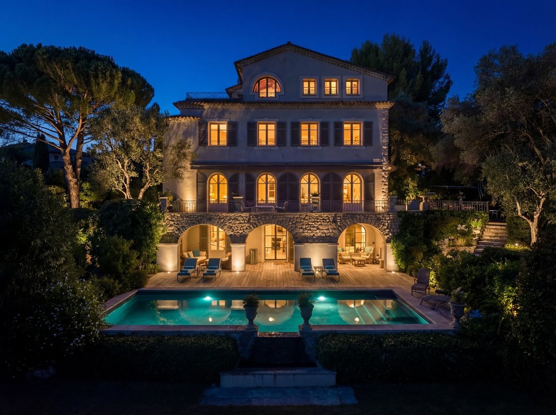 House in Antibes, Provence-Alpes-Côte d'Azur, France 3 - 17091105