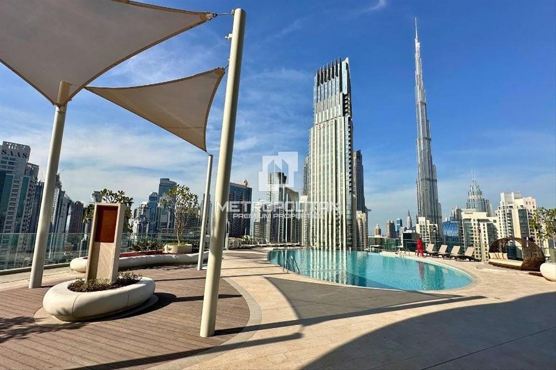 Apartment in Downtown Dubai, Dubai, United Arab Emirates 1 - 17091452
