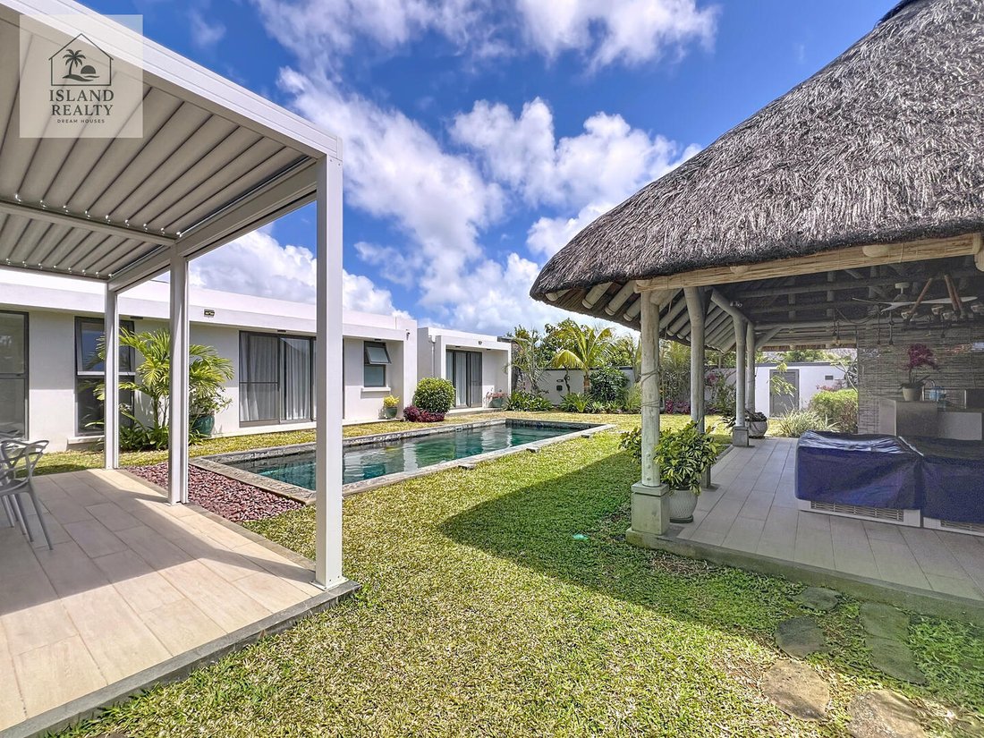 House in Grand Baie, Rivière du Rempart District, Mauritius 2 - 17090123