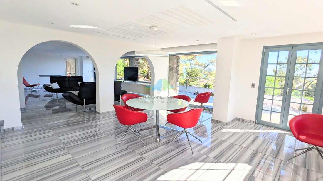 Villa in Les Issambres, Roquebrune-sur-Argens, France 4 - 17091594