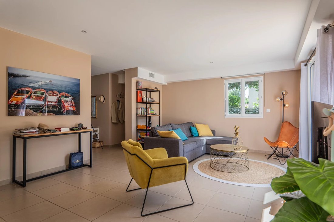 Villa in Les Issambres, Roquebrune-sur-Argens, France 5 - 13385393