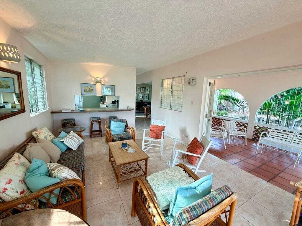 Villa in Bridgetown, Christ Church, Barbados 2 - 17094972