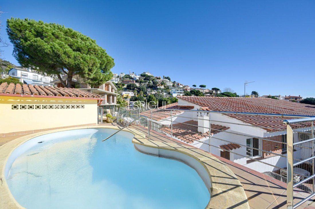 Villa in Santa Susanna, Catalonia, Spain 1 - 17089599