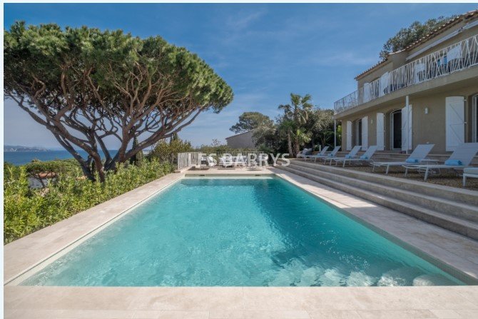 Villa in Gassin, Provence-Alpes-Côte d'Azur, France 3 - 17091551