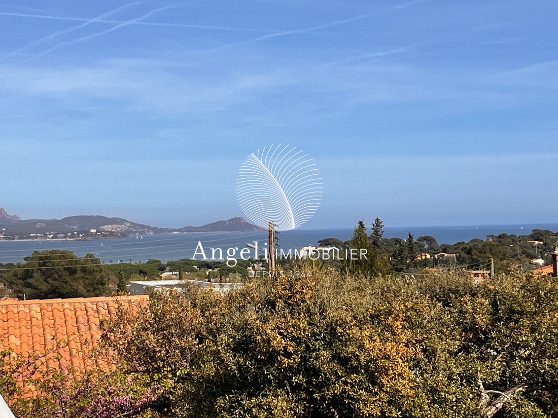 House in Frejus, Provence-Alpes-Côte d'Azur, France 3 - 17091721