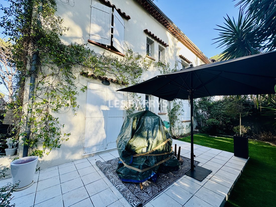 Villa in Gassin, Provence-Alpes-Côte d'Azur, France 1 - 17091609