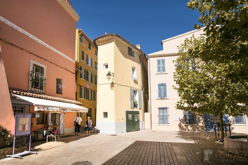 Estate in Centre Ouest, Ollioules, France 1 - 17091596
