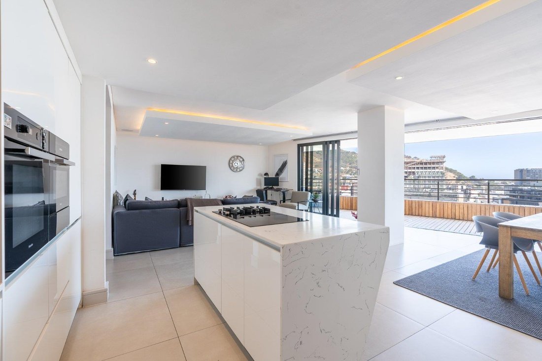 Curated visual reference: Visual Reference: Luxury 3 Bedroom Penthouse Panoramic In Cape Town Western Cape