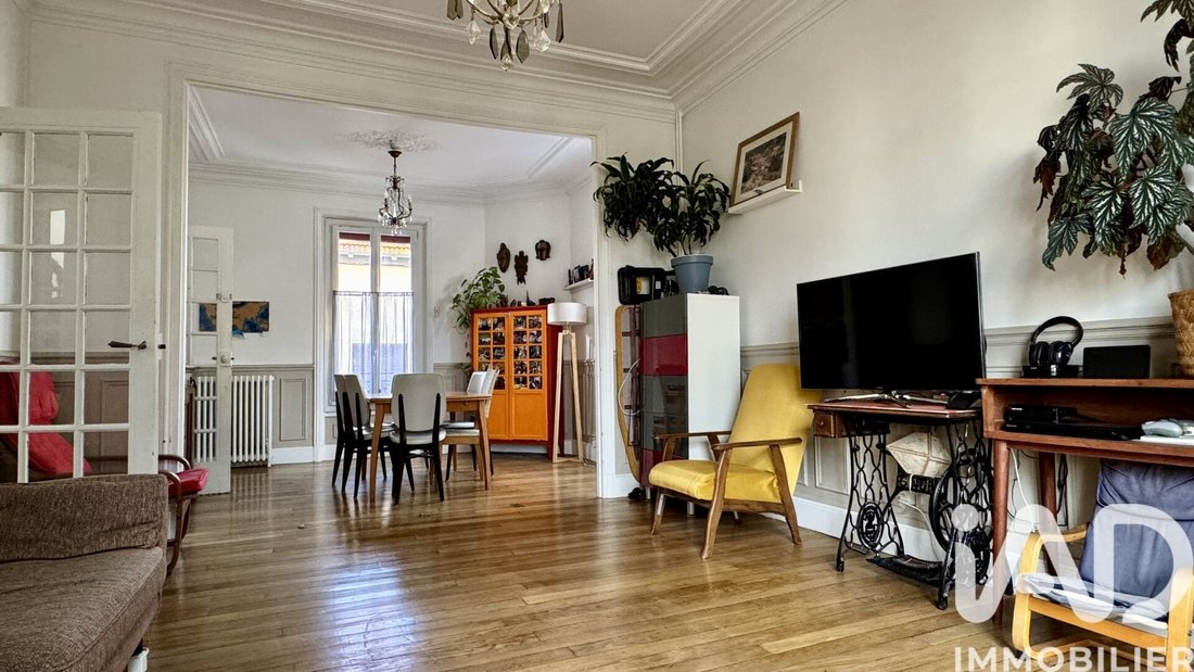 House in Lagny-sur-Marne, Ile-de-France, France 1 - 16716277