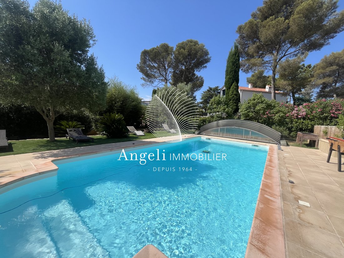 Villa in Frejus, Provence-Alpes-Côte d'Azur, France 3 - 17091786