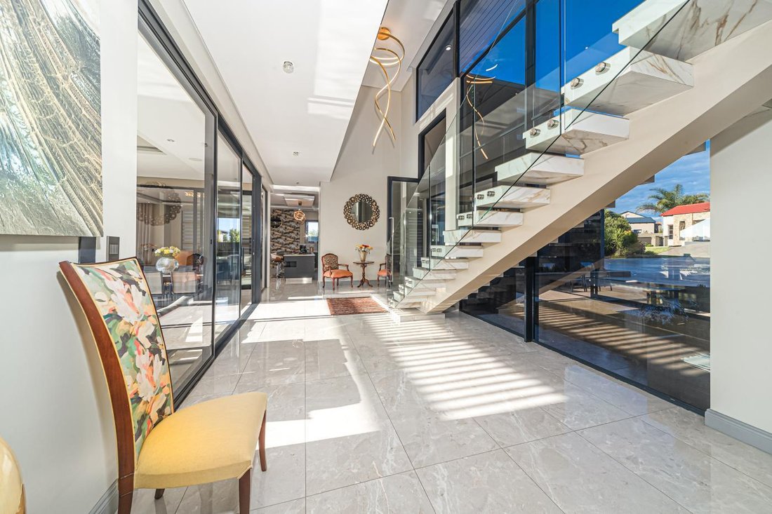 Estate in Centurion, Gauteng, South Africa 4 - 17095211