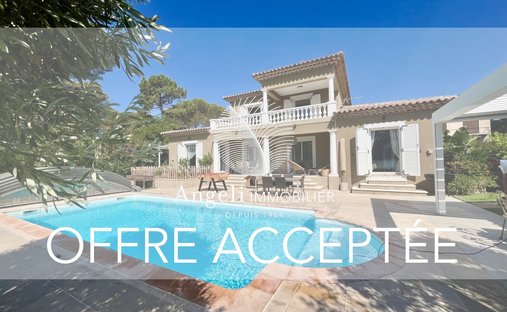 Villa in Frejus, Provence-Alpes-Côte d'Azur, France 1