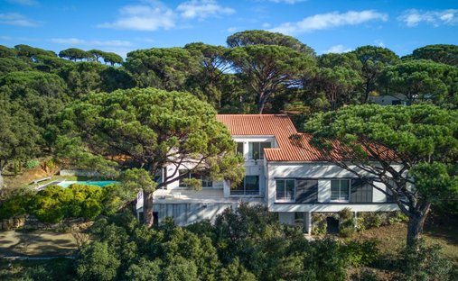 Villa in La Croix-Valmer, Provence-Alpes-Côte d'Azur, France 1