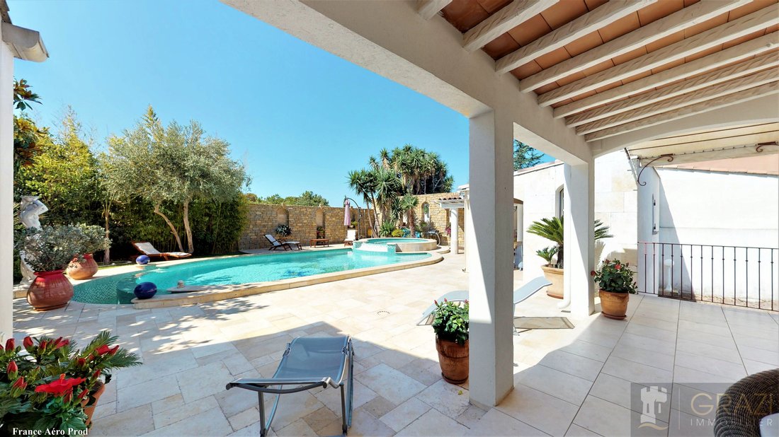 House in Beaucours-La Gorguette-La Morvenede, Sanary-sur-Mer, France 2 - 17091552