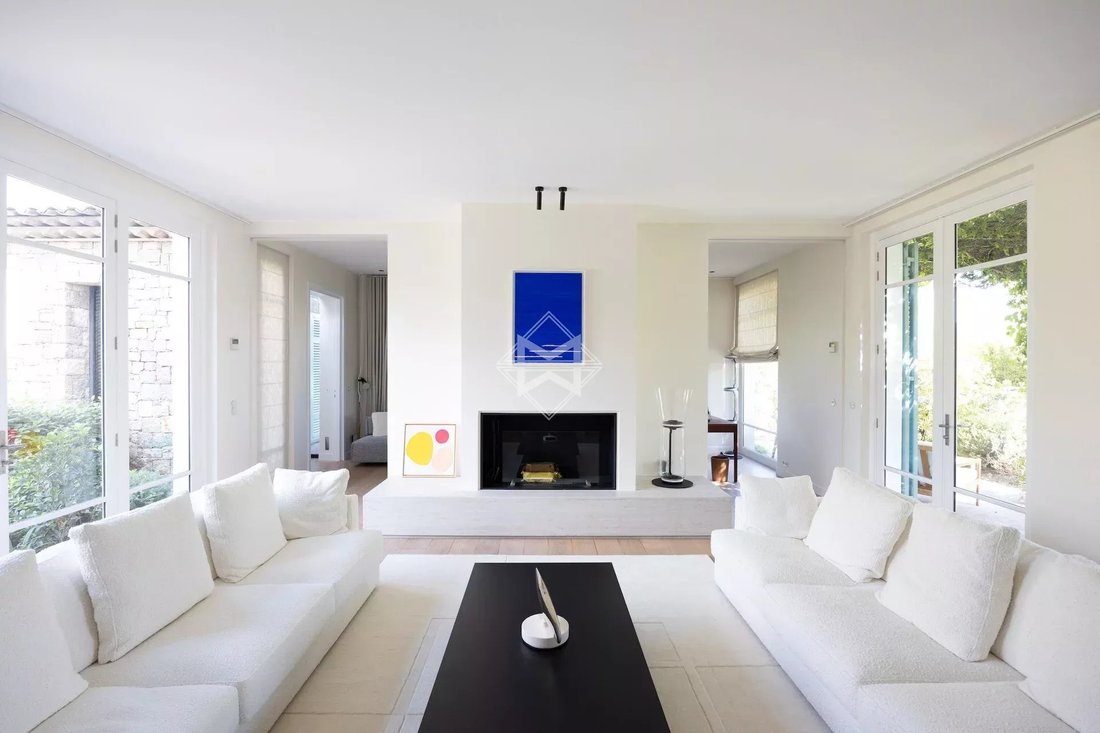 Villa in Les Termes, Mandelieu-la-Napoule, France 4 - 15302038
