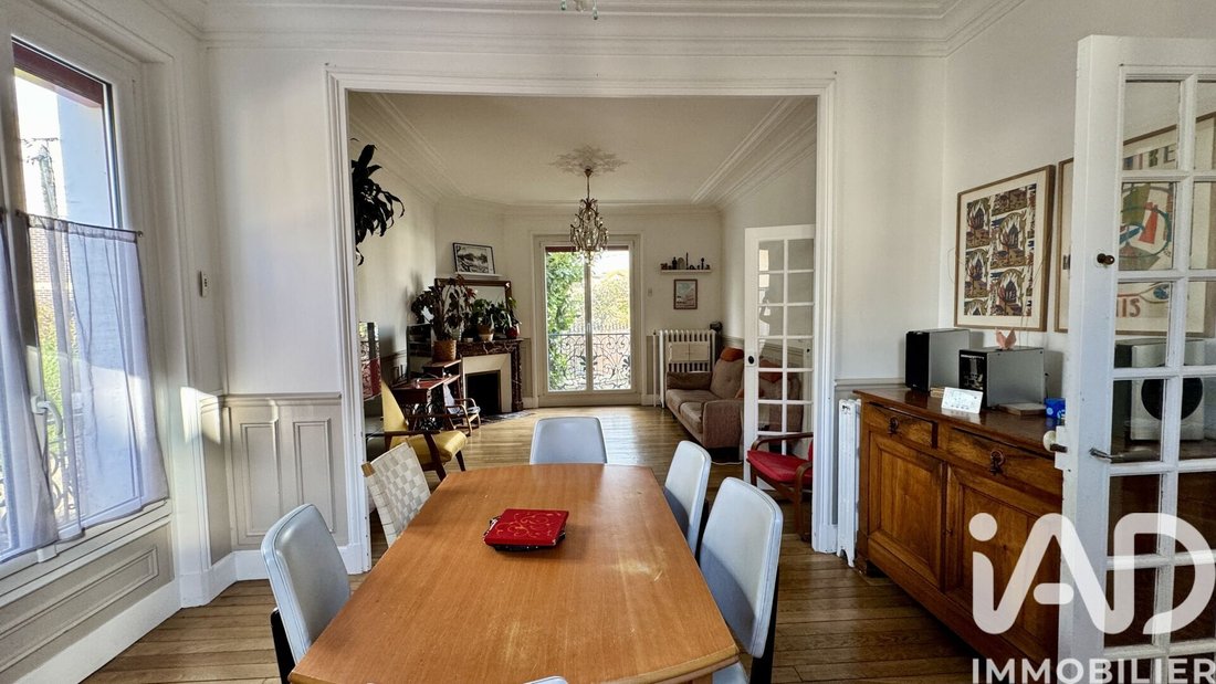 House in Lagny-sur-Marne, Ile-de-France, France 2 - 16716277