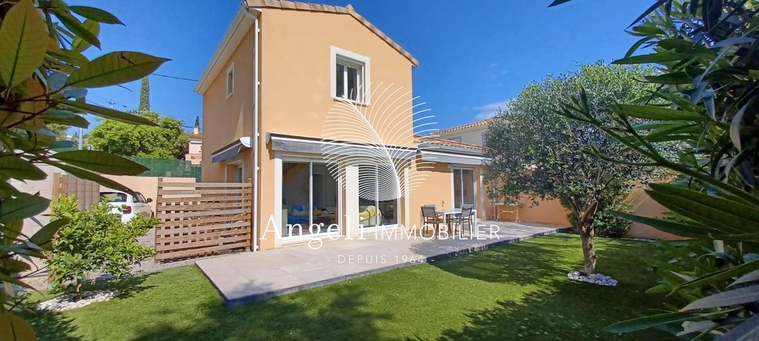 Villa in Frejus, Provence-Alpes-Côte d'Azur, France 3 - 17092014