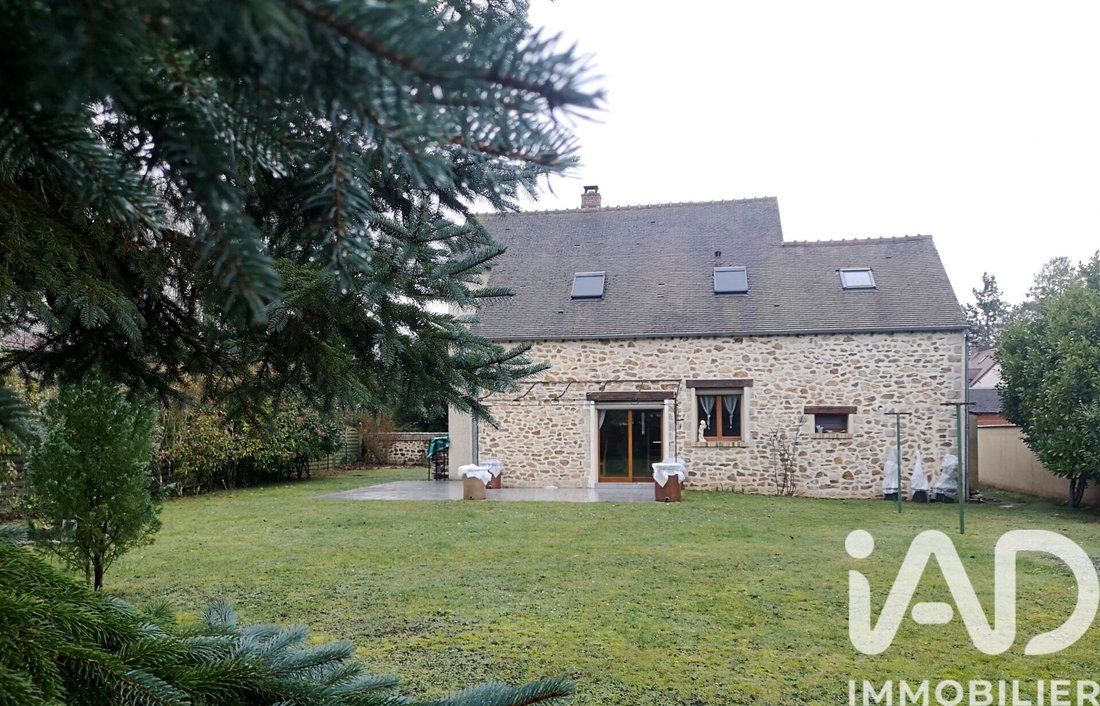 House in Seine-Port, Ile-de-France, France 1 - 17096550