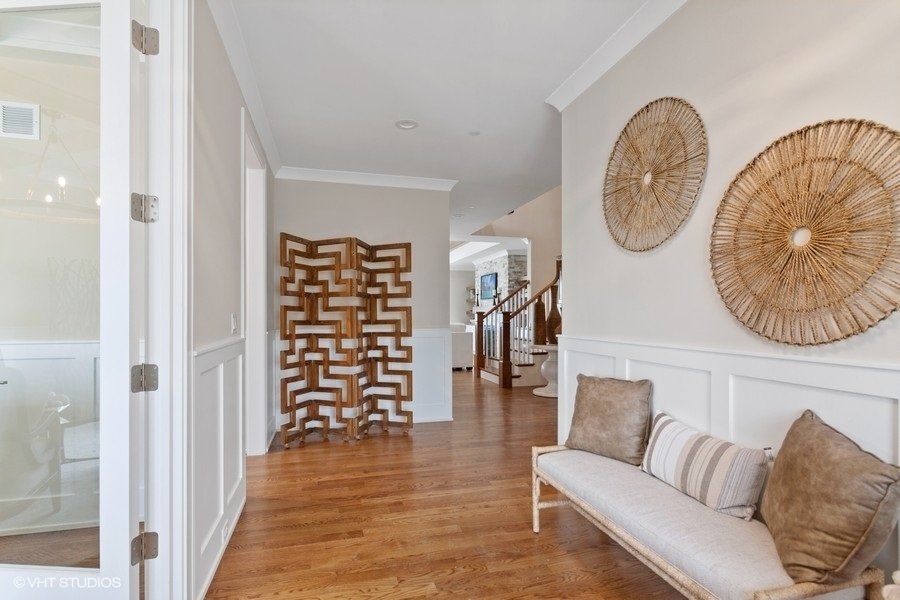 House in Elk Grove Village, Illinois, United States 2 - 17093318