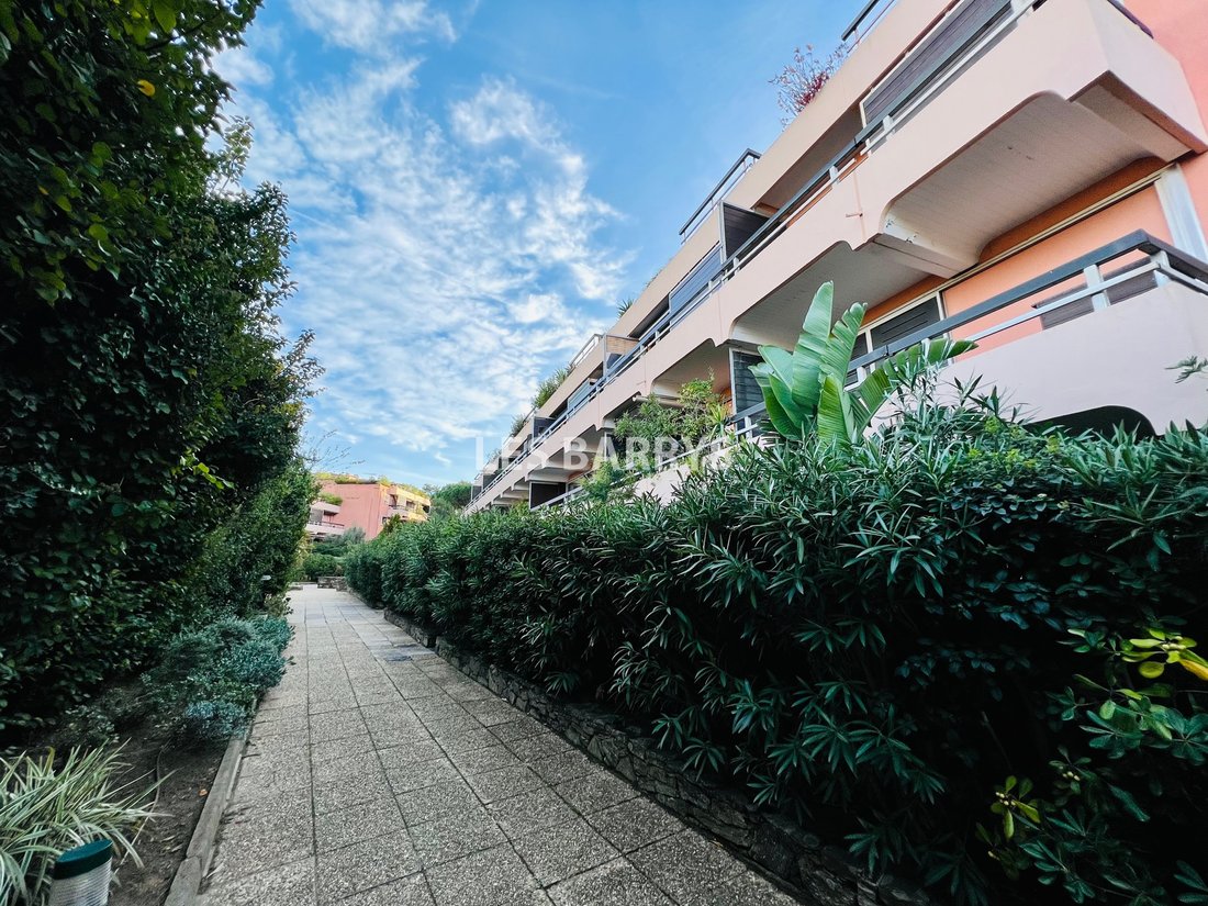 Apartment in Zone Ouest Urbaine, Saint-Tropez, France 2 - 17091582