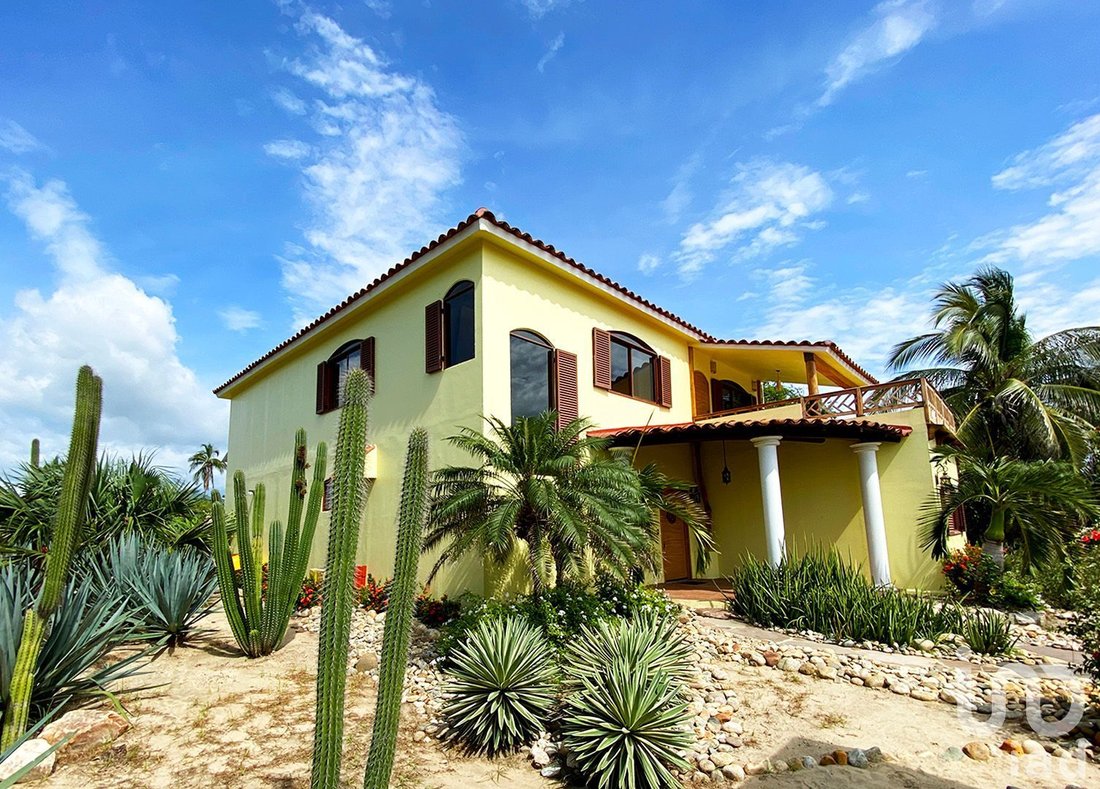 House in Laguna Encantada, Oaxaca, Mexico 1 - 17090680