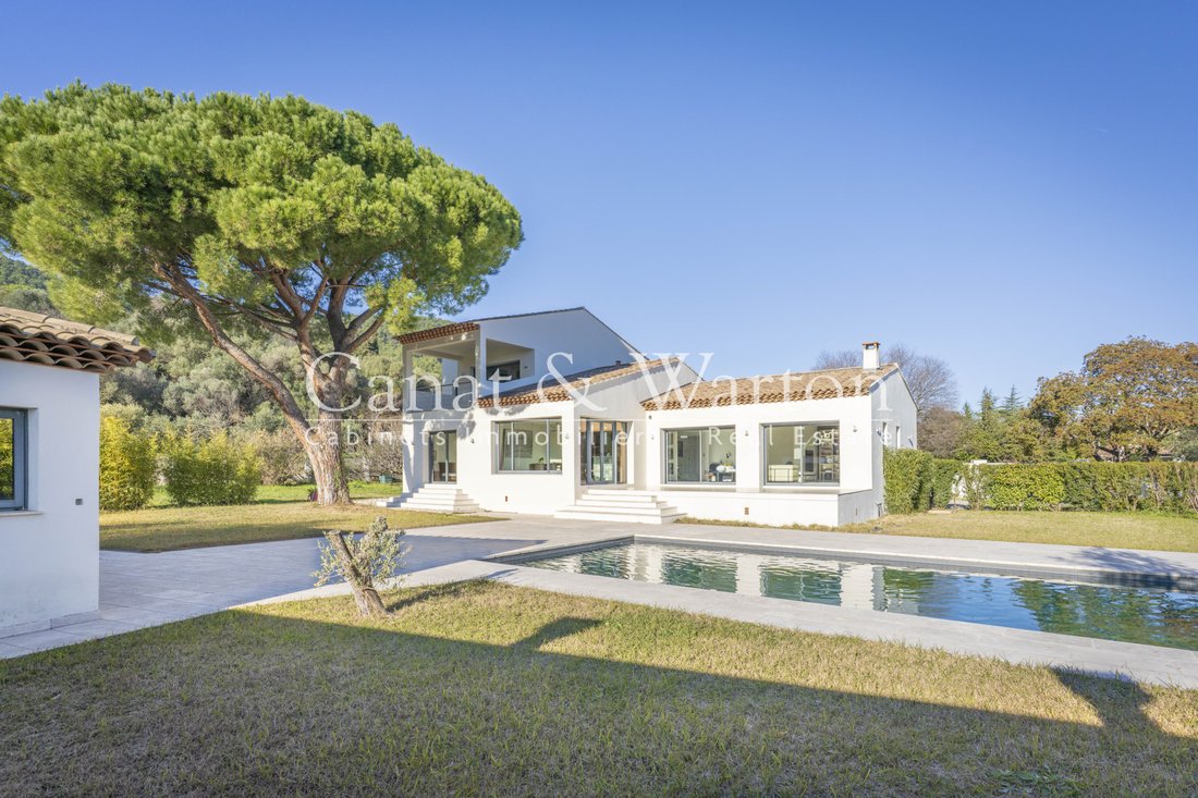 Villa in Centre, Solliès-Pont, France 3 - 17091571