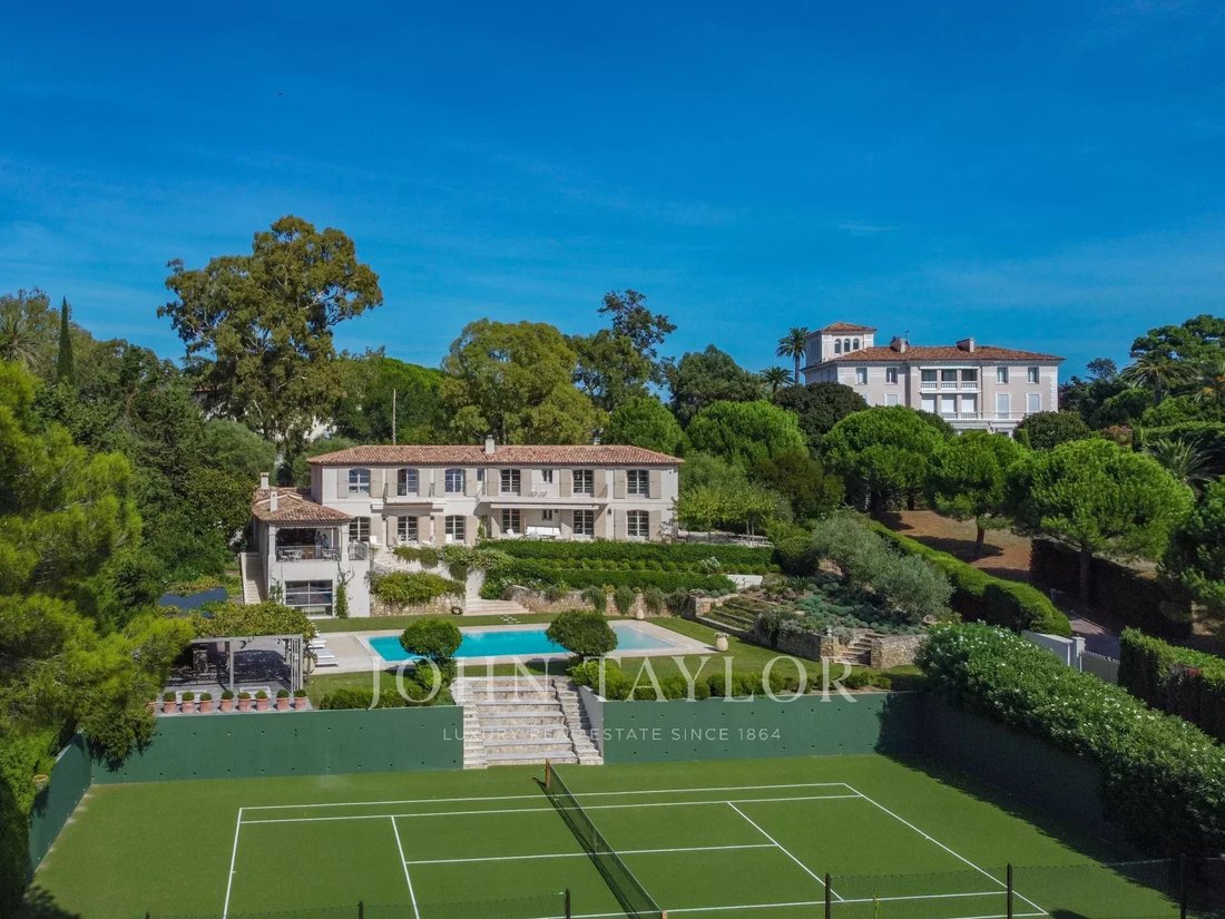 Villa in Ponteil, Antibes, France 2 - 17089631