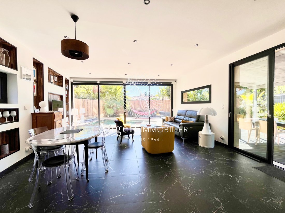 Villa in Frejus, Provence-Alpes-Côte d'Azur, France 4 - 17091972