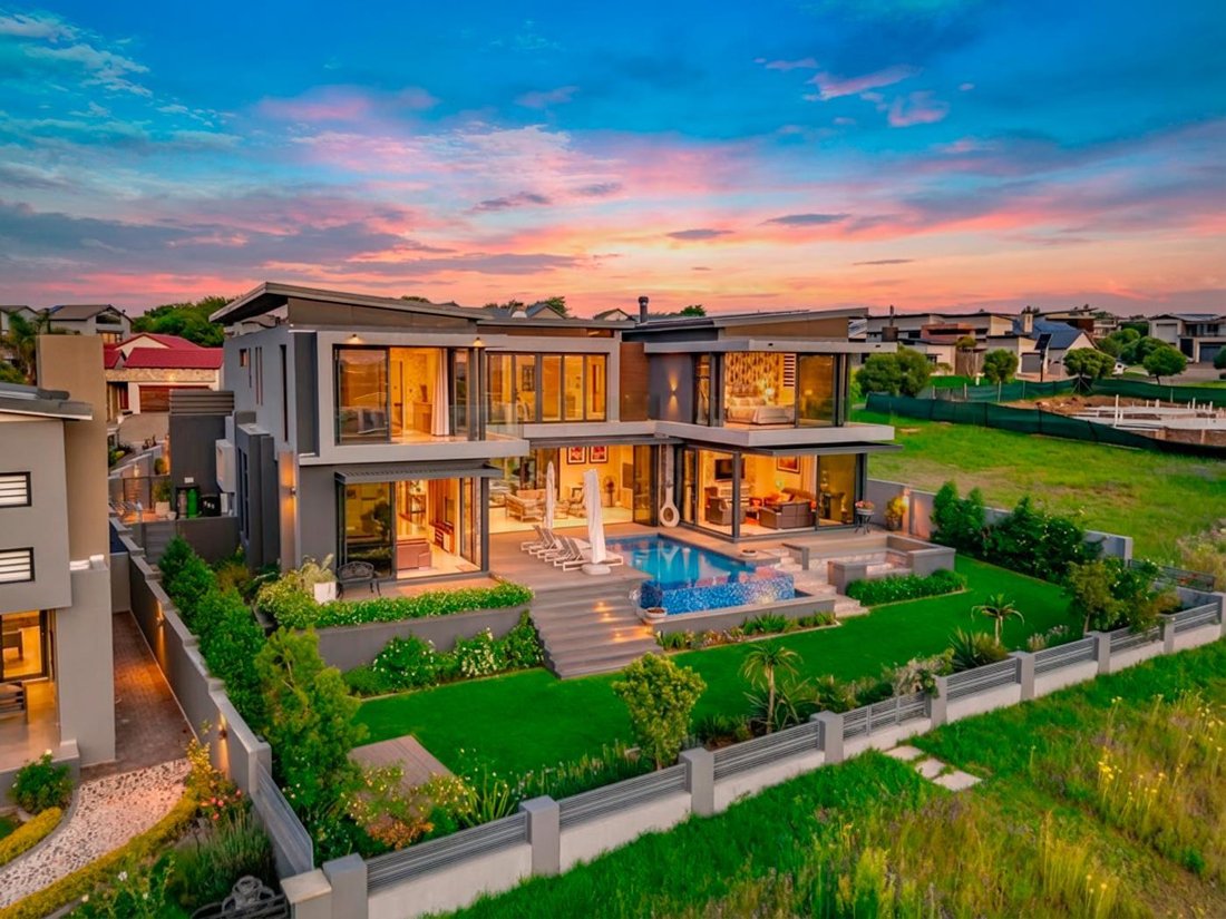 Estate in Centurion, Gauteng, South Africa 1 - 17095211
