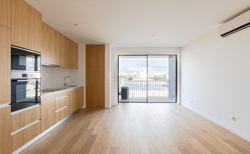 Apartment in Matosinhos e Leca da Palmeira, Porto District, Portugal 1