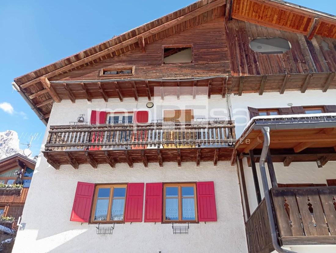 House in San Vito di Cadore, Veneto, Italy 1 - 15732534