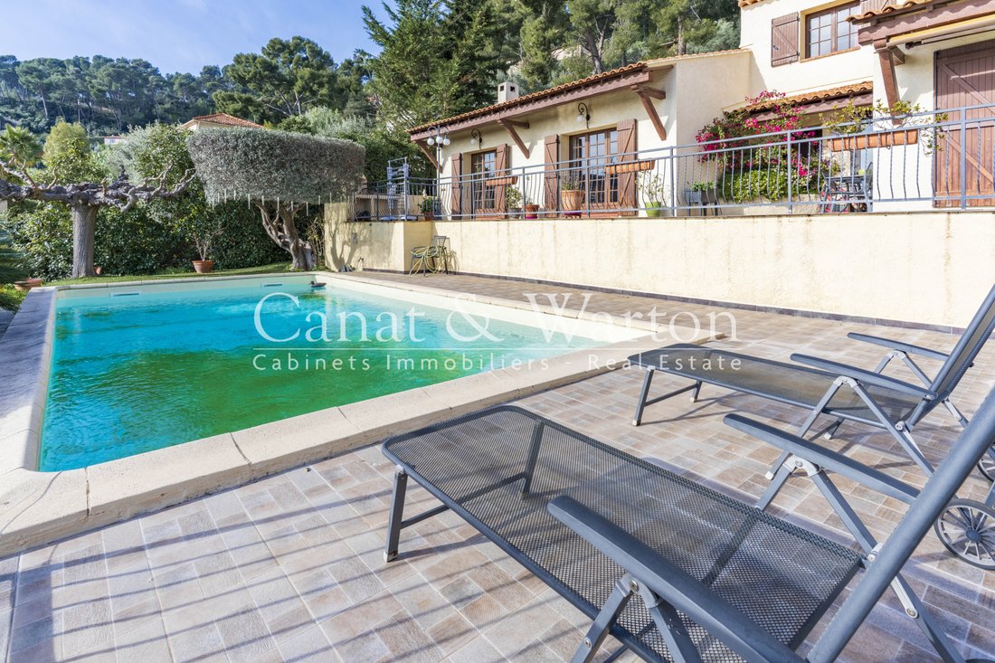 Villa in Le Revest-les-Eaux, Provence-Alpes-Côte d'Azur, France 2 - 17091871