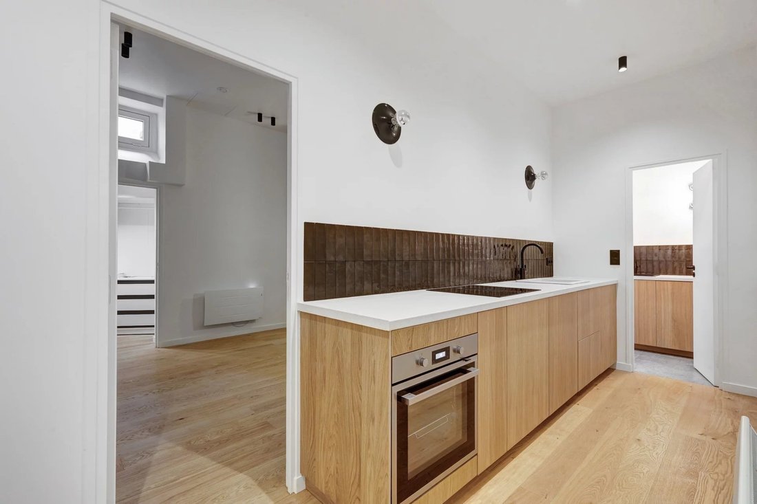 Apartment in Elysées-Madeleine, Paris 8e Arrondissement, Paris 3 - 17090446