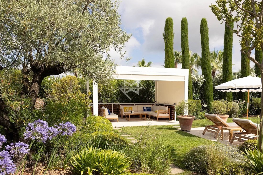 Villa in Les Termes, Mandelieu-la-Napoule, France 3 - 15302038