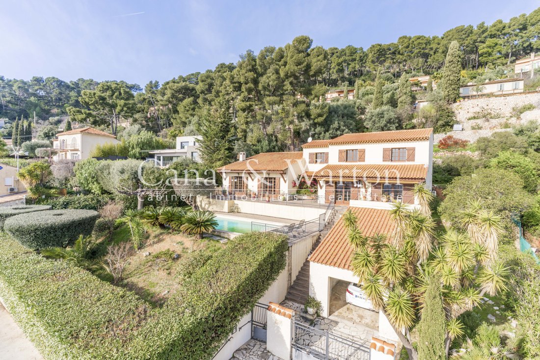 Villa in Le Revest-les-Eaux, Provence-Alpes-Côte d'Azur, France 3 - 17091871