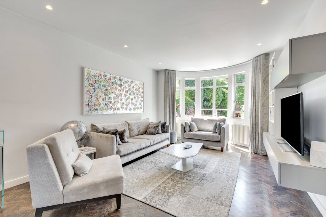 House in Finchley, Barnet, England 3 - 17089626