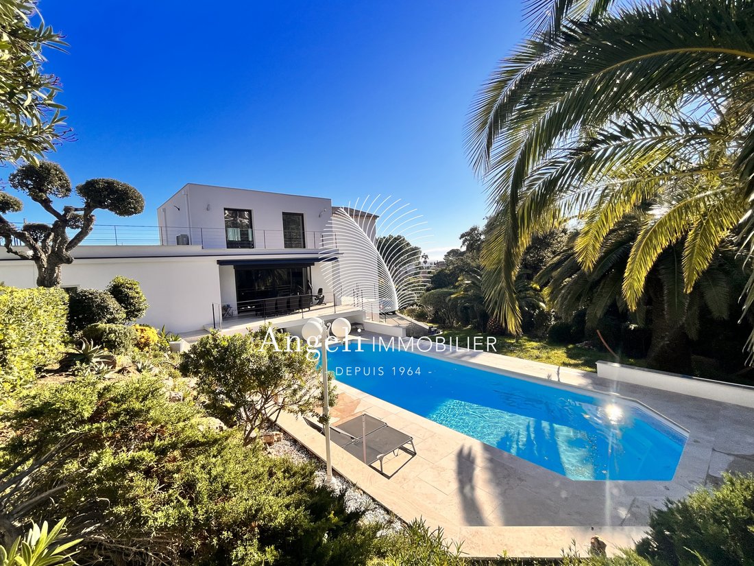Villa in Frejus, Provence-Alpes-Côte d'Azur, France 4 - 17091569