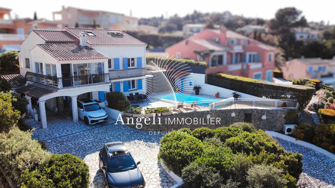 Villa in Frejus, Provence-Alpes-Côte d'Azur, France 4 - 17091884