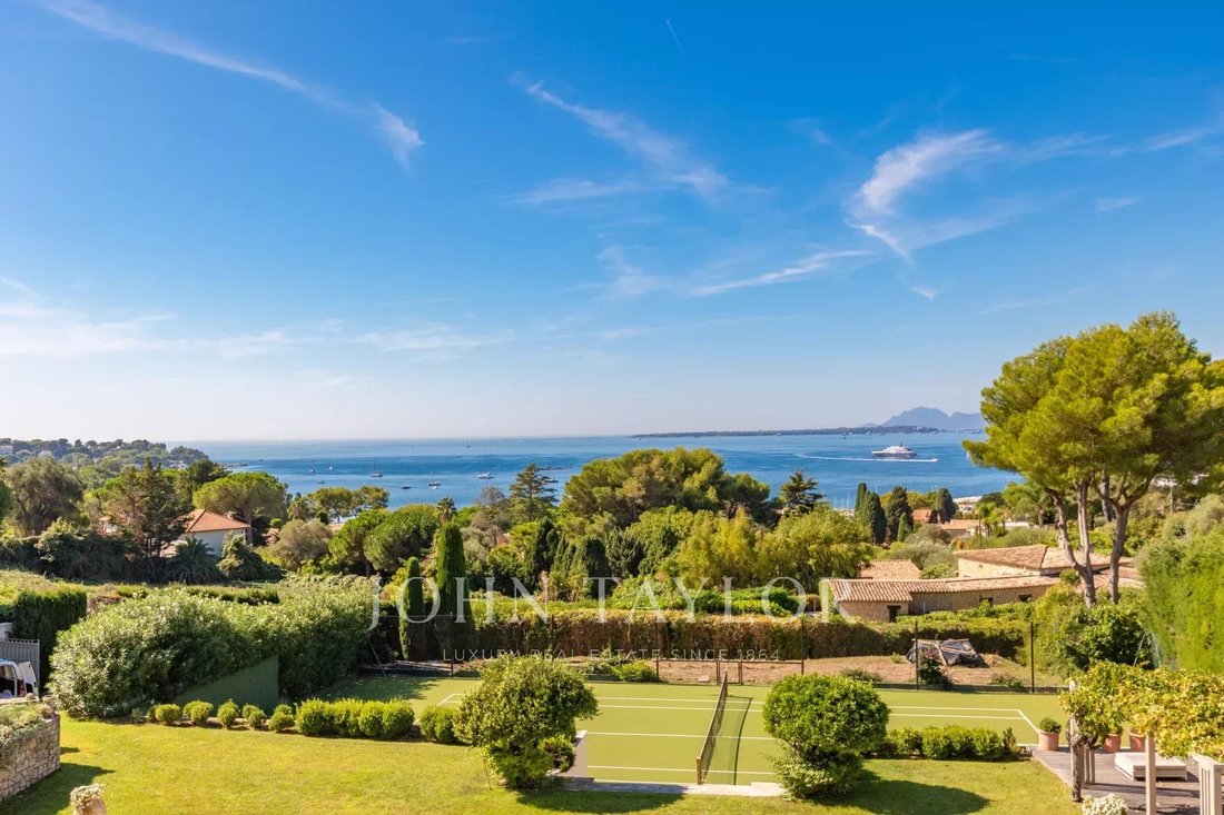 Villa in Ponteil, Antibes, France 3 - 17089631