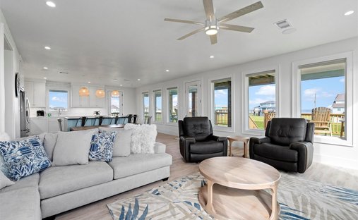 House in Bolivar Peninsula, Texas, United States 1