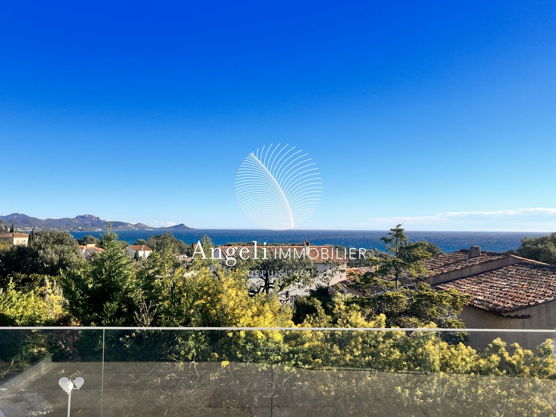 Villa in Frejus, Provence-Alpes-Côte d'Azur, France 1 - 17091569
