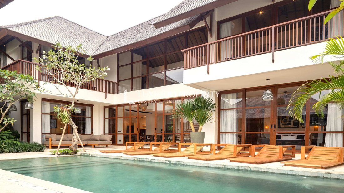 Villa in Kecamatan Kediri, Bali, Indonesia 1 - 17096020
