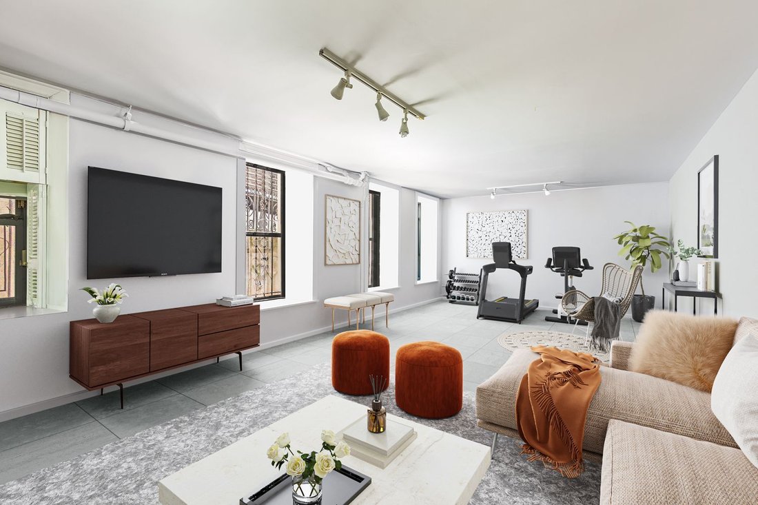 Co Op in New York, New York, United States 3 - 17092877