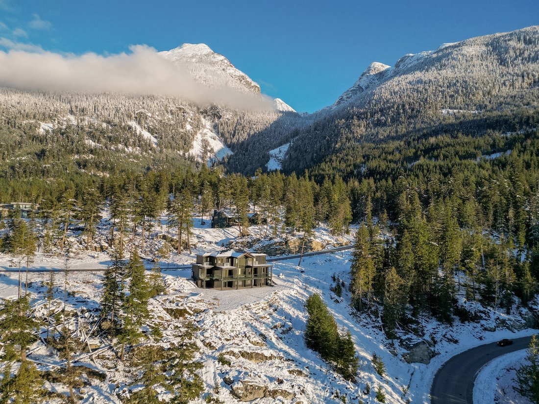Haus in Whistler, Britisch-Kolumbien, Kanada 1 - 17096277