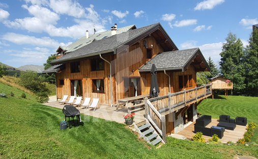 Maison à Villarembert, Auvergne-Rhône-Alpes, France 1