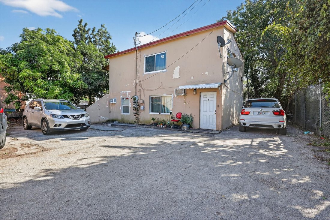 House in Miami, Florida, United States 3 - 17093619
