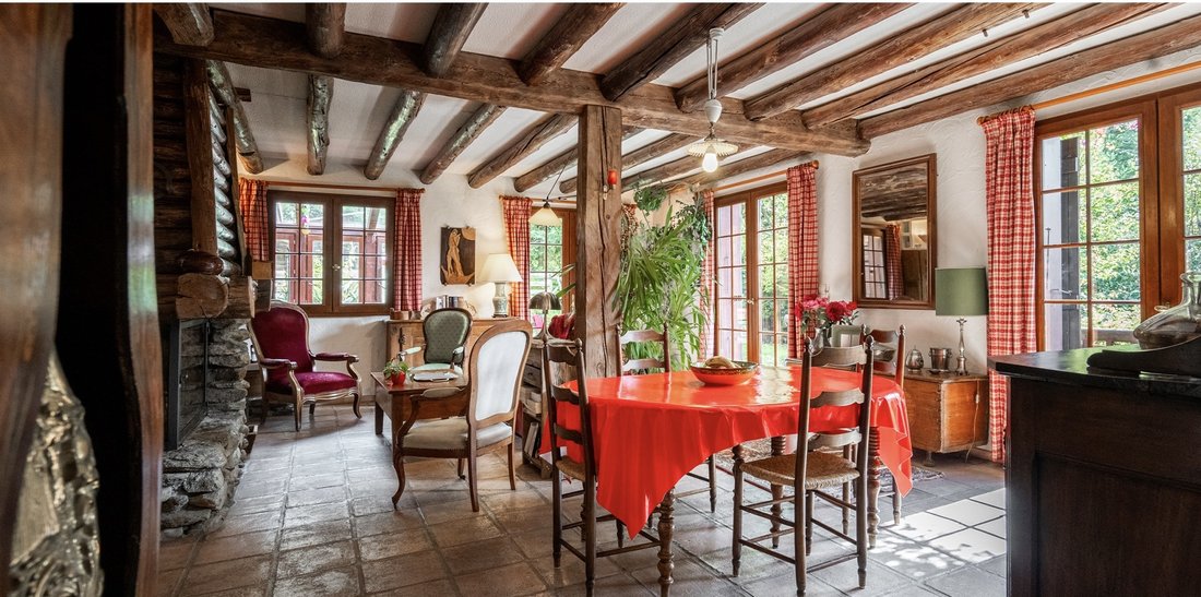 House in Chamonix-Mont-Blanc, Auvergne-Rhône-Alpes, France 2 - 17092693