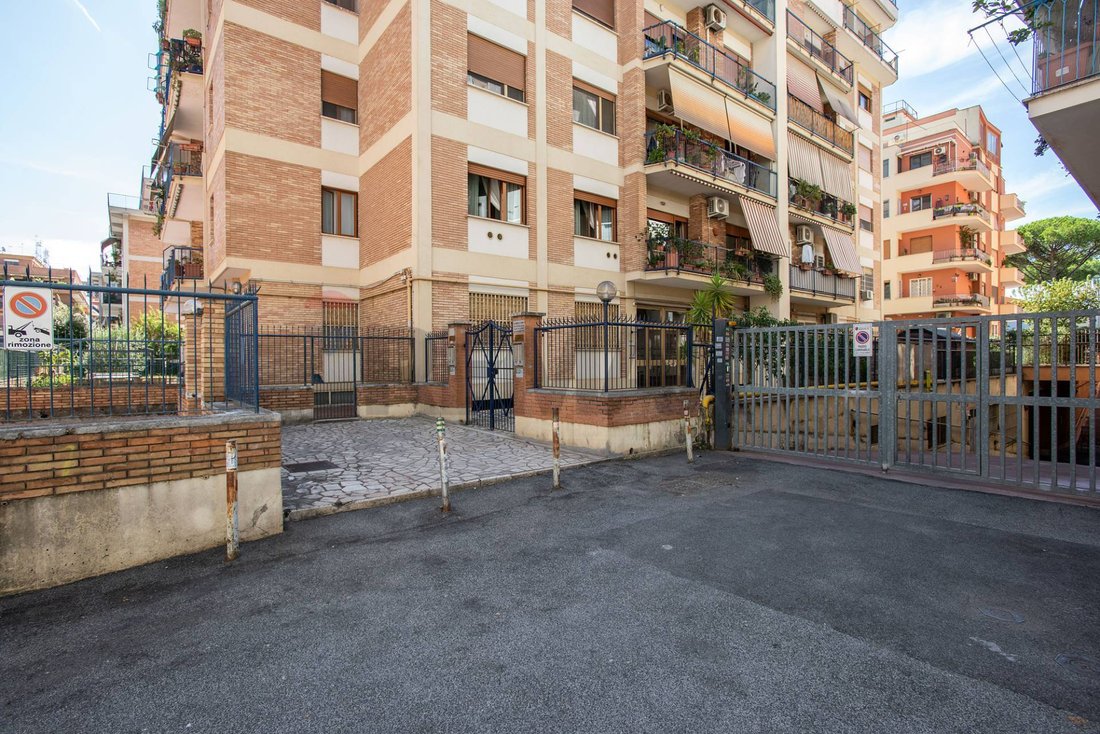 Apartment in Appio Claudio, Rome, Italy 1 - 17096178