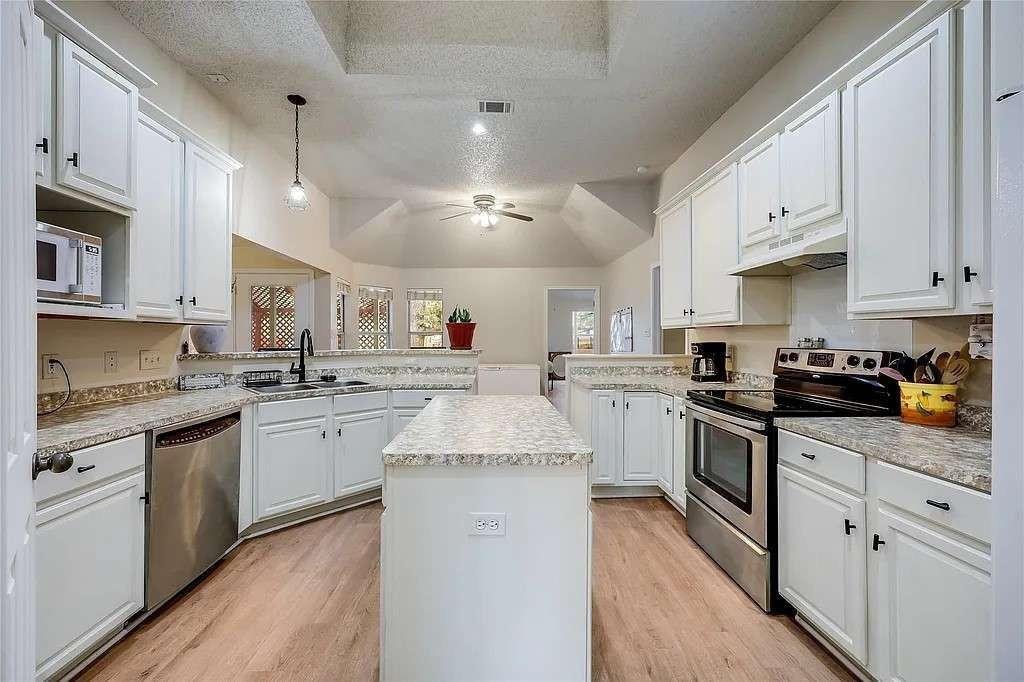 House in Georgetown, Texas, United States 5 - 17082373