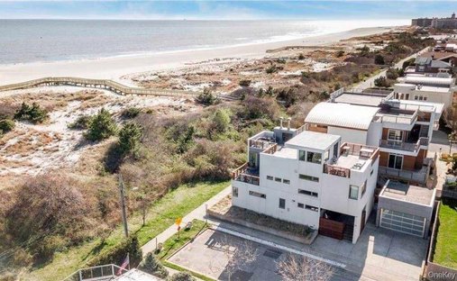 House in Long Beach, New York, United States 1